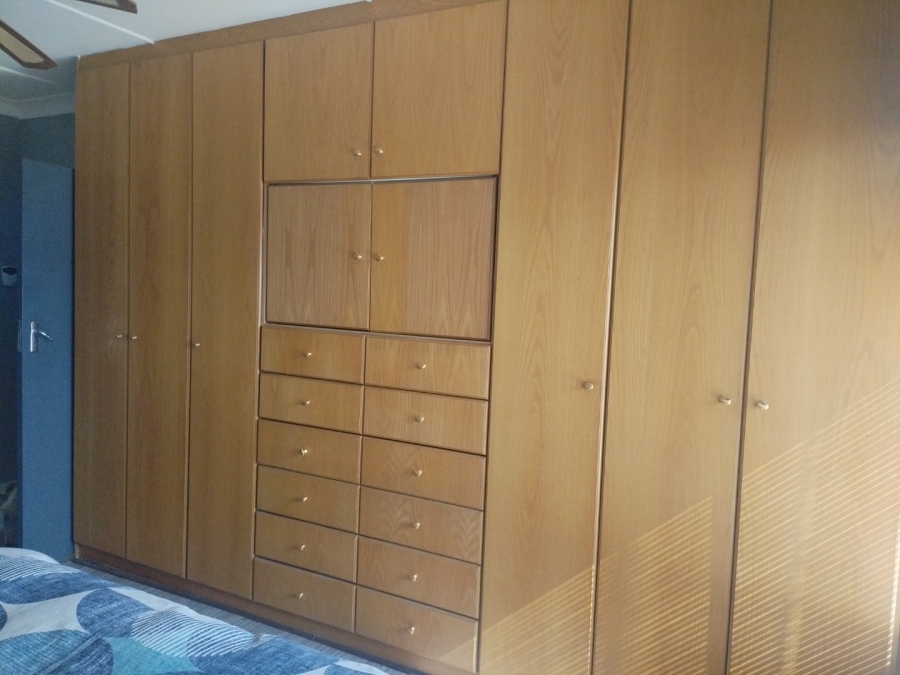 3 Bedroom Property for Sale in Selcourt Gauteng