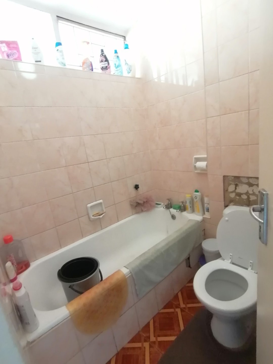 1 Bedroom Property for Sale in Pretoria Gauteng