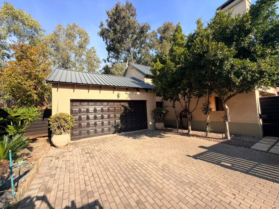2 Bedroom Property for Sale in Equestria Gauteng