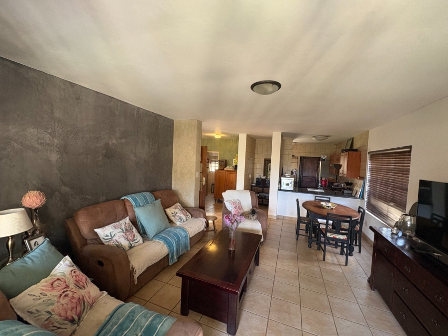 2 Bedroom Property for Sale in Equestria Gauteng