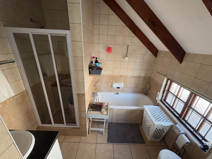 2 Bedroom Property for Sale in Equestria Gauteng