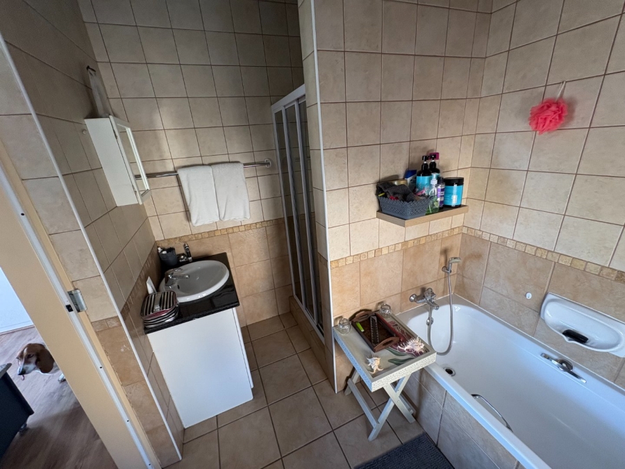 2 Bedroom Property for Sale in Equestria Gauteng