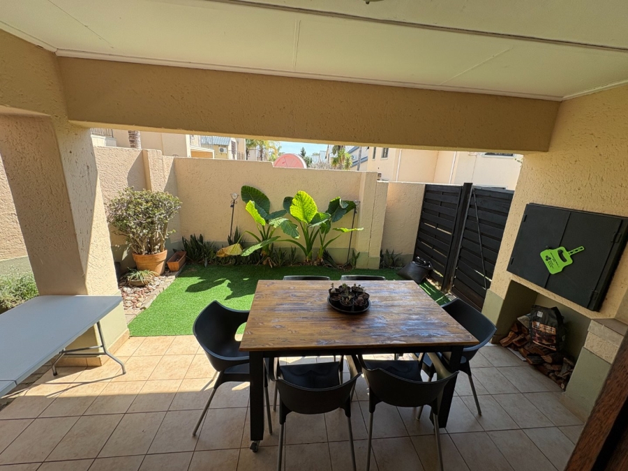 2 Bedroom Property for Sale in Equestria Gauteng