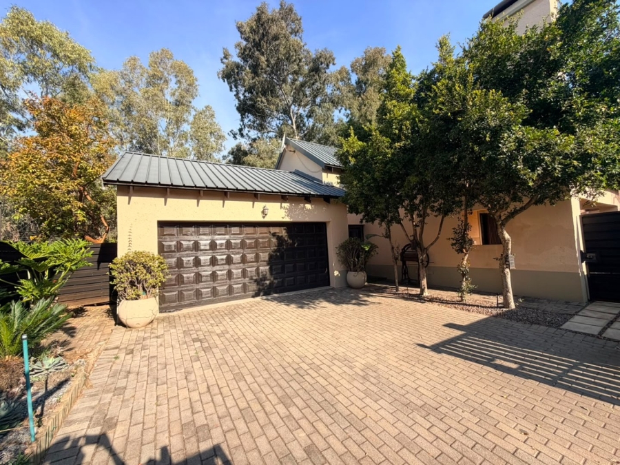 2 Bedroom Property for Sale in Equestria Gauteng