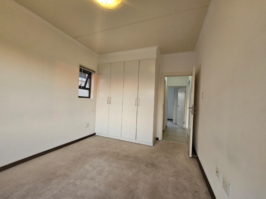 To Let 2 Bedroom Property for Rent in Fourways Gauteng