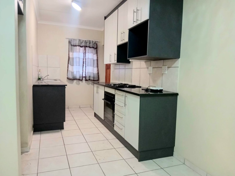 To Let 2 Bedroom Property for Rent in Rynfield A H Gauteng