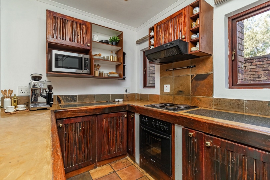 4 Bedroom Property for Sale in Glen Marais Gauteng