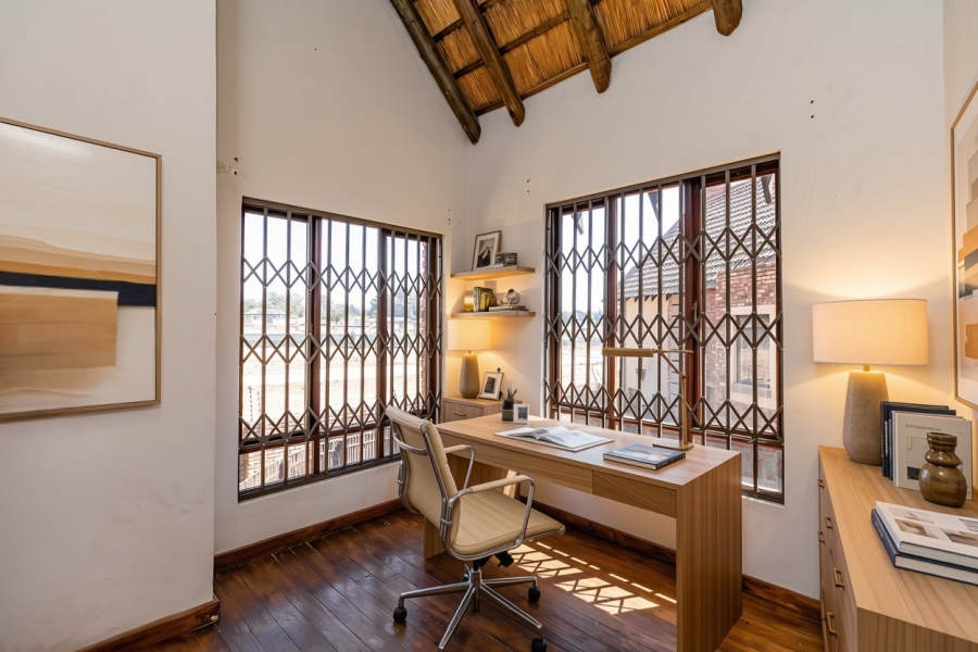 4 Bedroom Property for Sale in Glen Marais Gauteng
