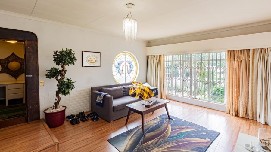5 Bedroom Property for Sale in Westdene Gauteng