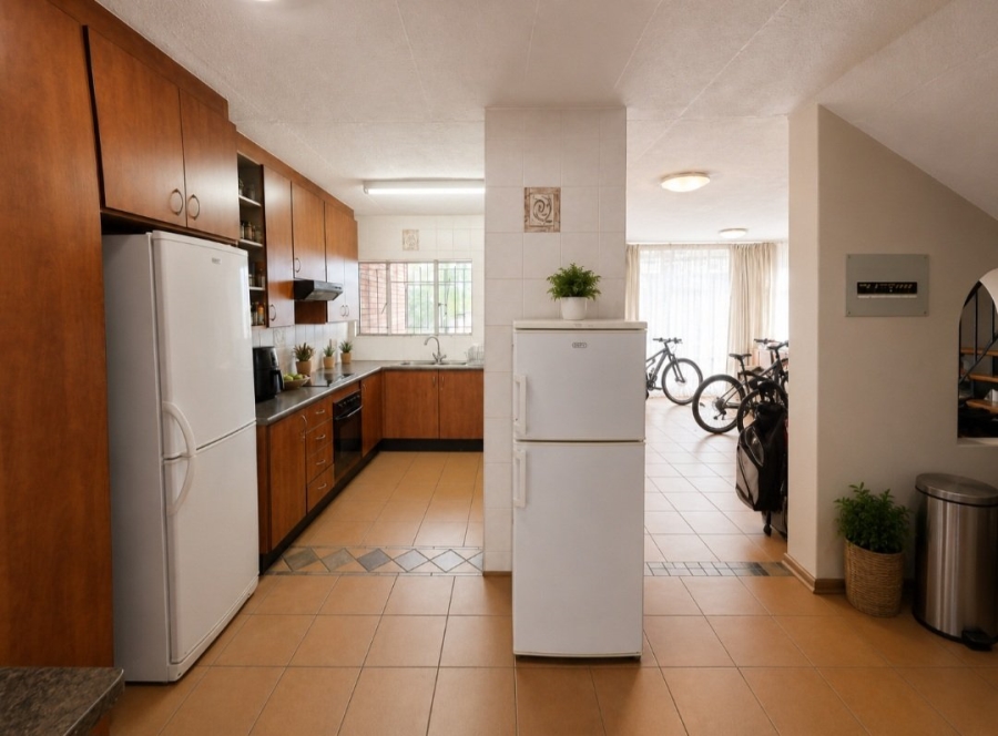 3 Bedroom Property for Sale in La Montagne Gauteng