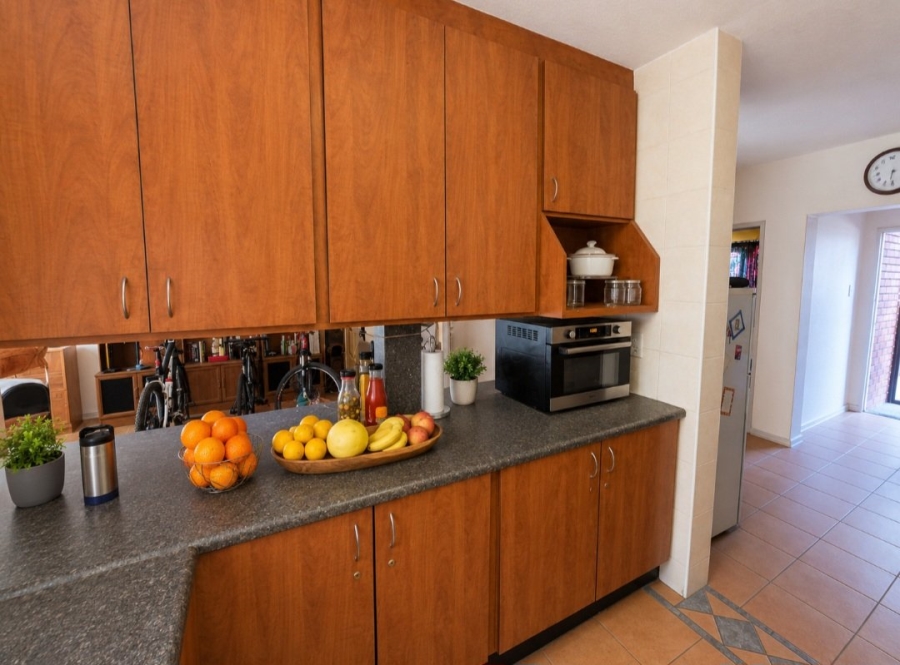 3 Bedroom Property for Sale in La Montagne Gauteng
