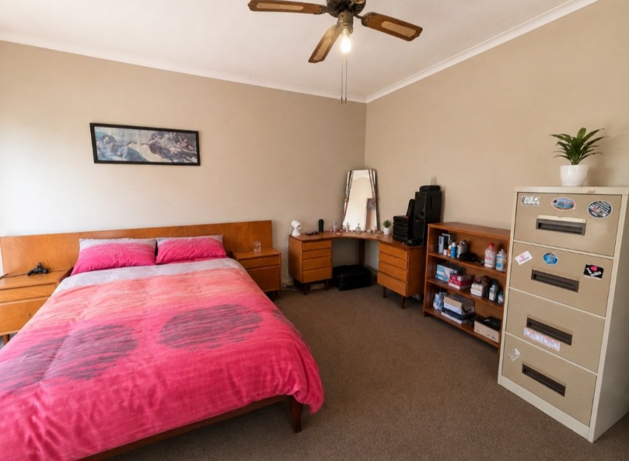 3 Bedroom Property for Sale in La Montagne Gauteng