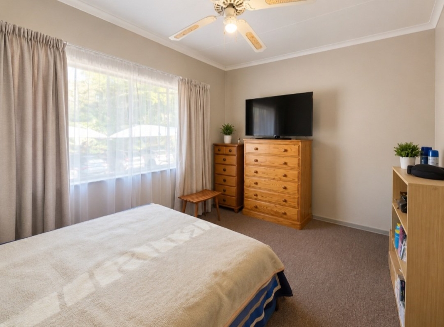 3 Bedroom Property for Sale in La Montagne Gauteng