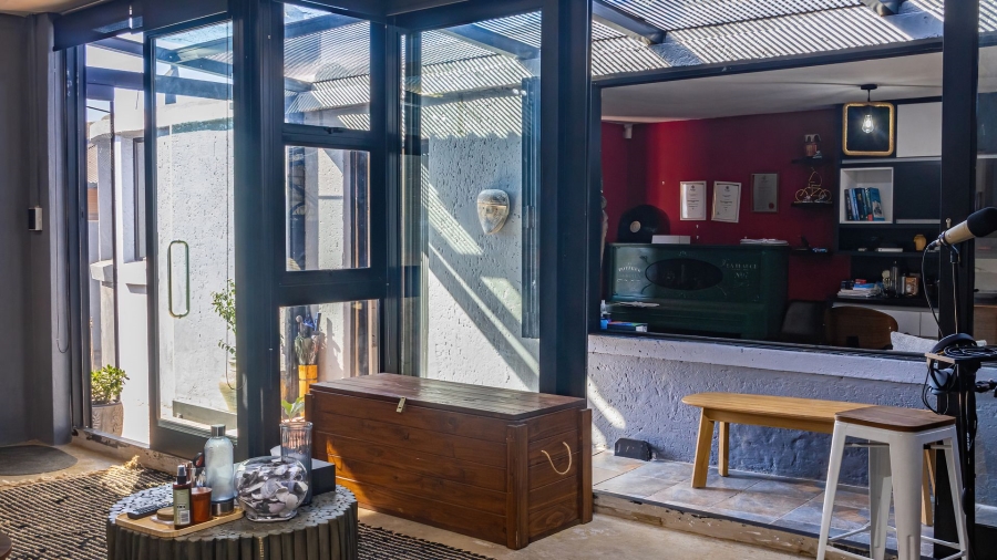 3 Bedroom Property for Sale in Oakdene Gauteng
