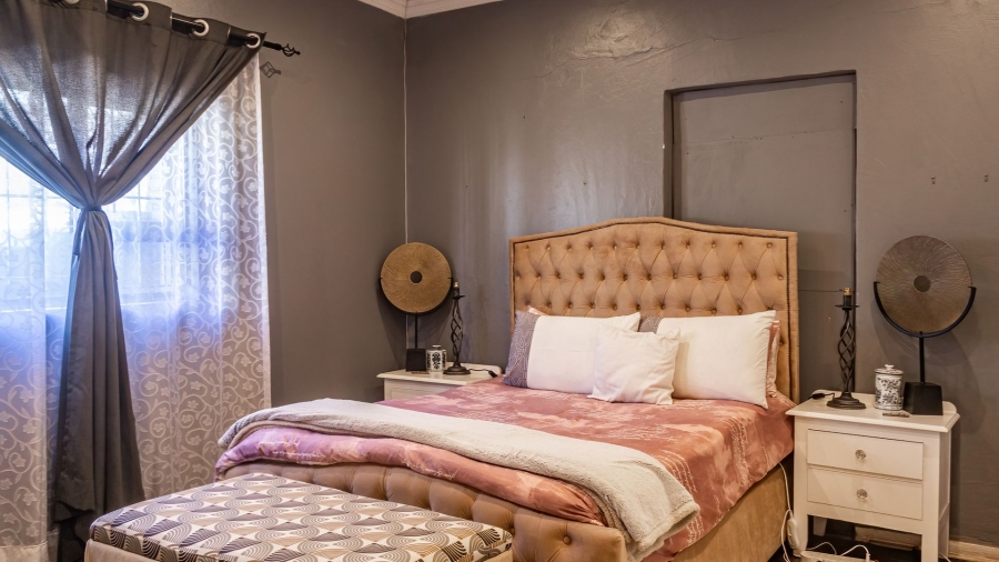 3 Bedroom Property for Sale in Oakdene Gauteng