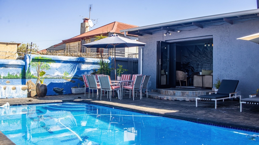 3 Bedroom Property for Sale in Oakdene Gauteng