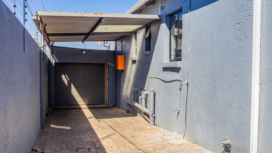 3 Bedroom Property for Sale in Oakdene Gauteng