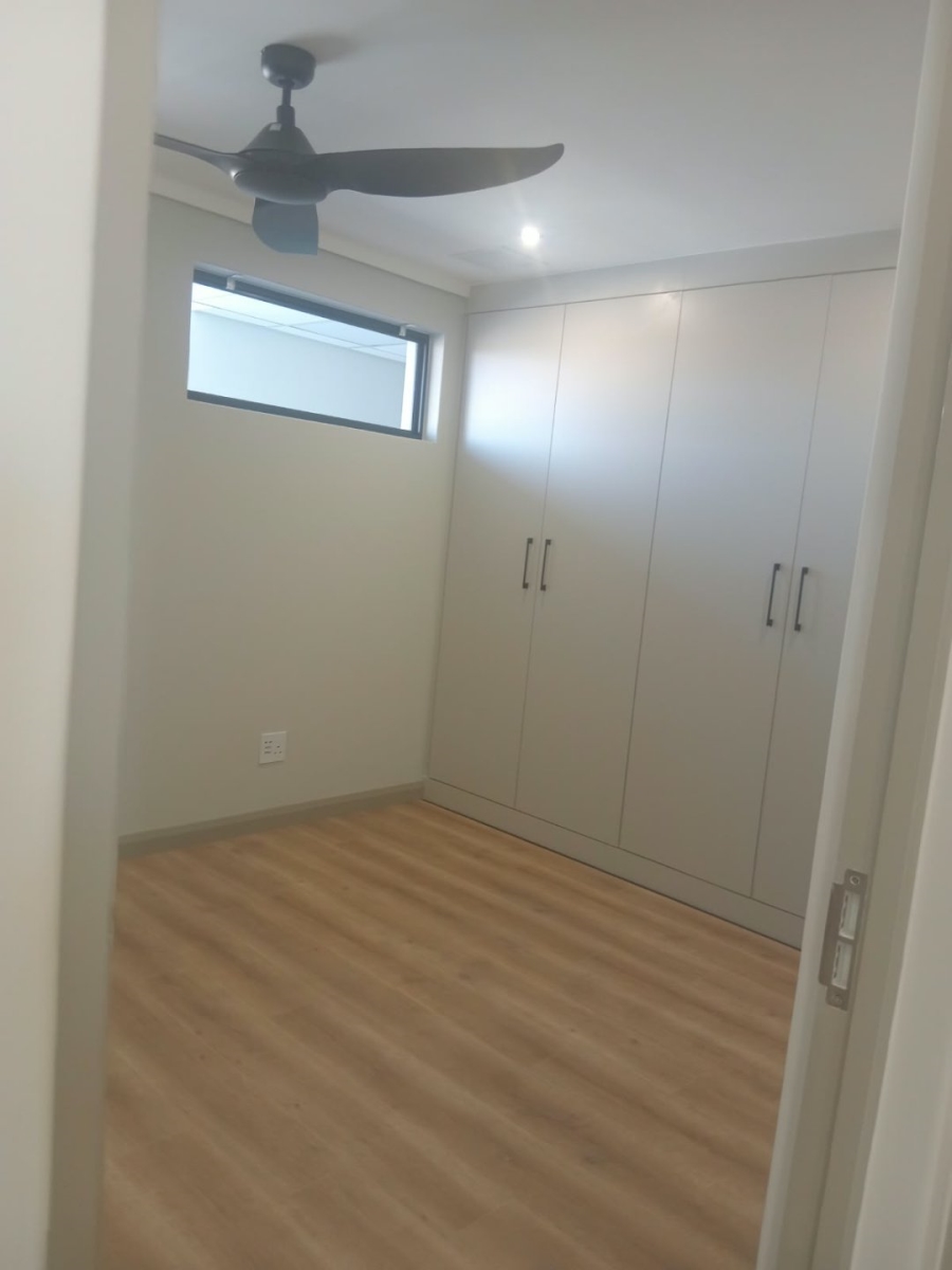 To Let 2 Bedroom Property for Rent in Midstream Estate Gauteng