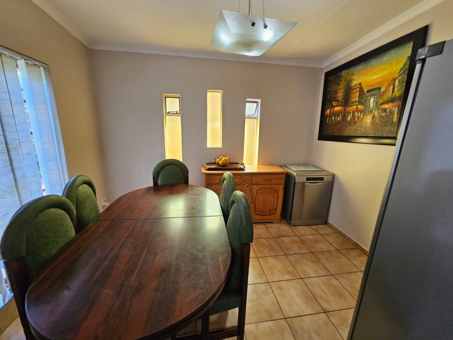 6 Bedroom Property for Sale in Pretoria Gardens Gauteng
