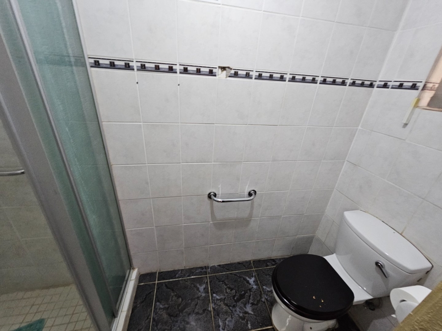 6 Bedroom Property for Sale in Pretoria Gardens Gauteng