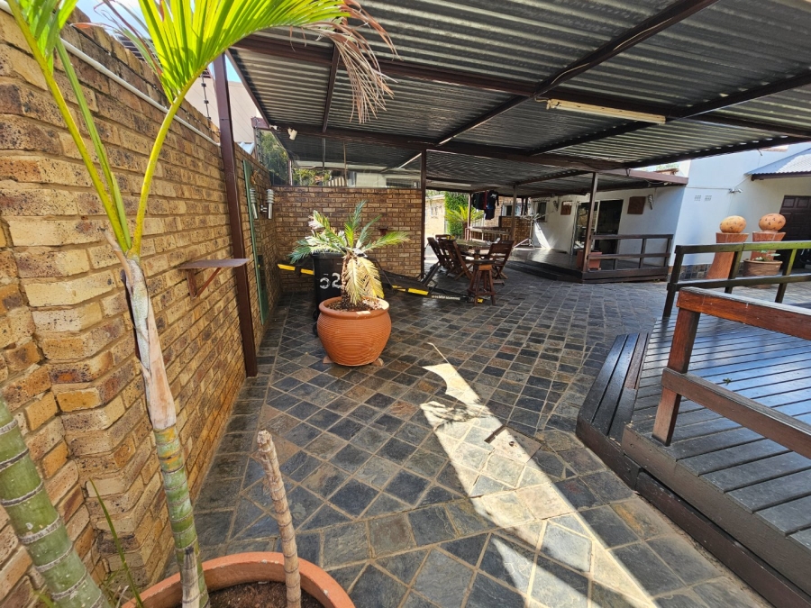 6 Bedroom Property for Sale in Pretoria Gardens Gauteng