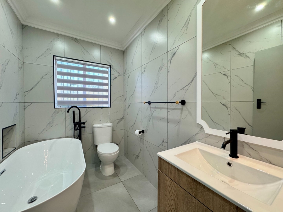 3 Bedroom Property for Sale in Elardus Park Gauteng