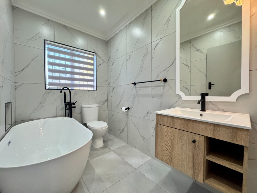 3 Bedroom Property for Sale in Elardus Park Gauteng