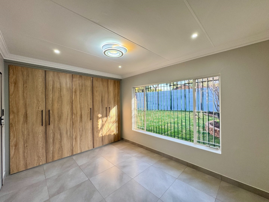 3 Bedroom Property for Sale in Elardus Park Gauteng