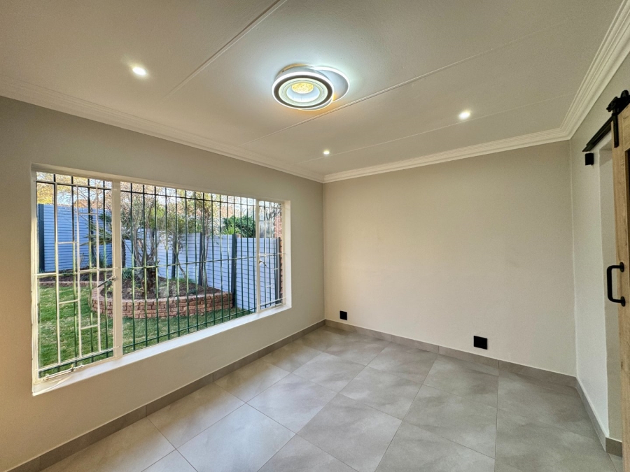 3 Bedroom Property for Sale in Elardus Park Gauteng