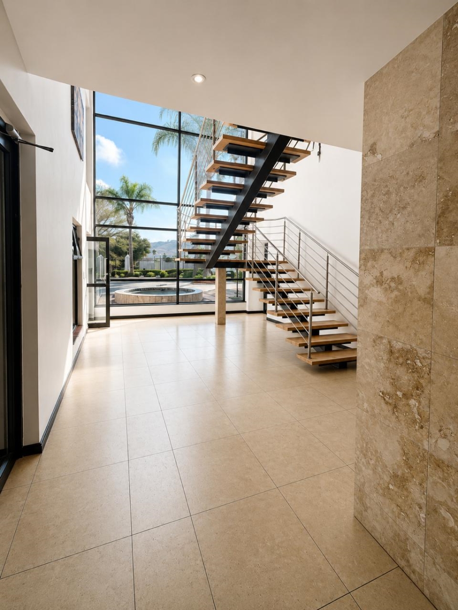 To Let Commercial Property for Rent in Bedfordview Gauteng