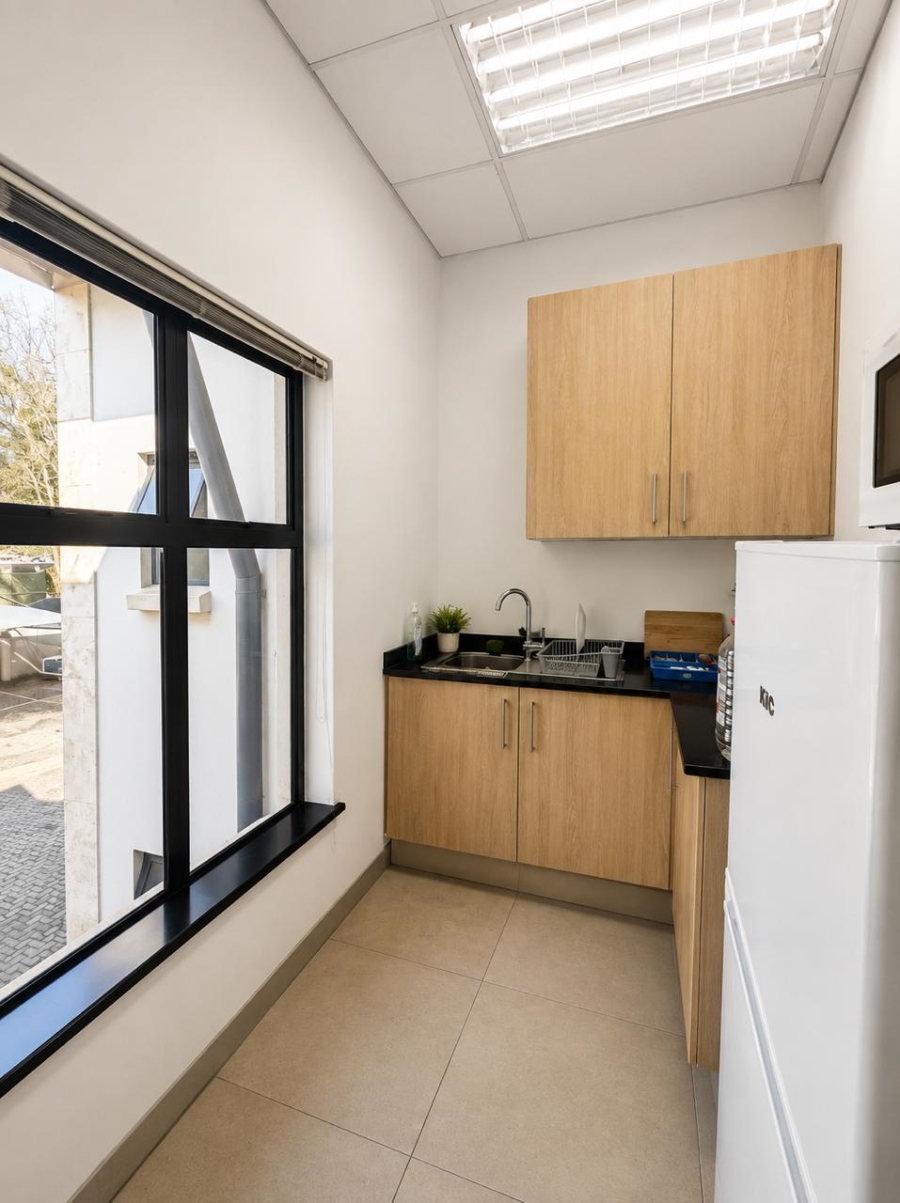 To Let Commercial Property for Rent in Bedfordview Gauteng