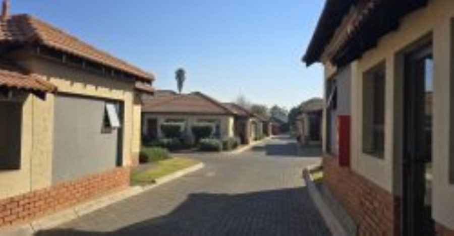 3 Bedroom Property for Sale in Sinoville Gauteng