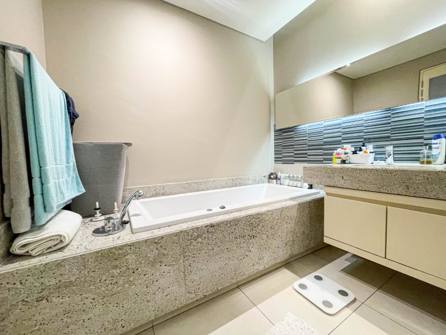 To Let 2 Bedroom Property for Rent in Morningside Gauteng