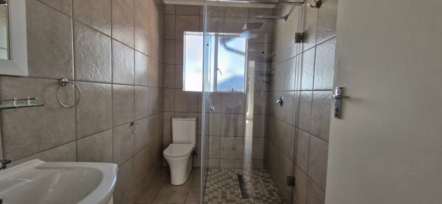 To Let 4 Bedroom Property for Rent in Sunward Park Gauteng