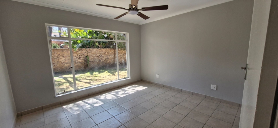 To Let 4 Bedroom Property for Rent in Sunward Park Gauteng