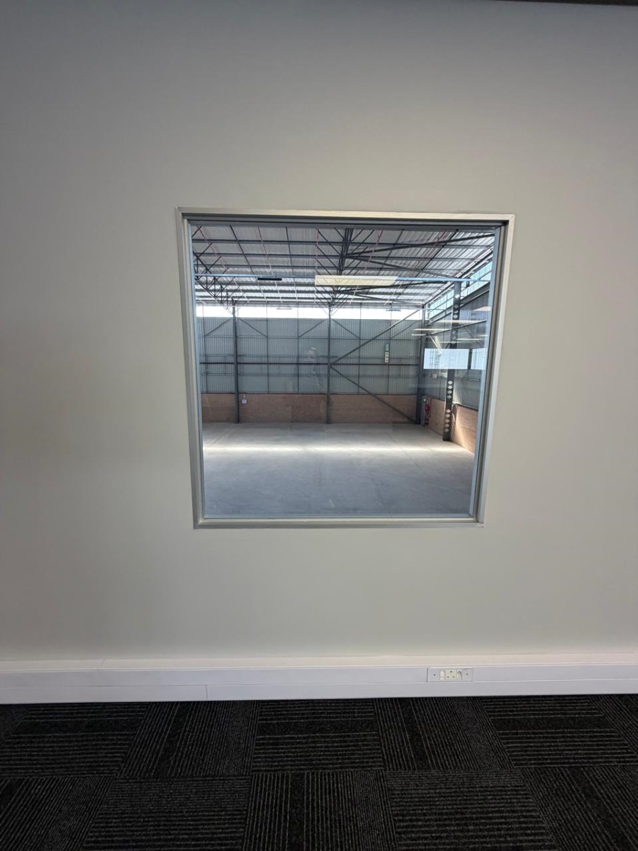 To Let Commercial Property for Rent in Airport Park Gauteng