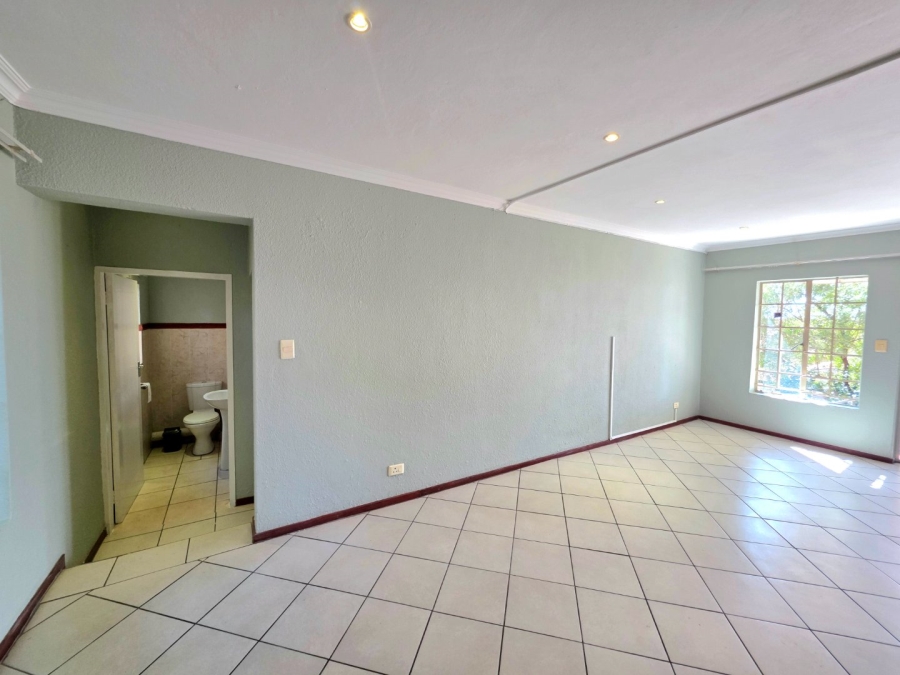 3 Bedroom Property for Sale in La Montagne Gauteng
