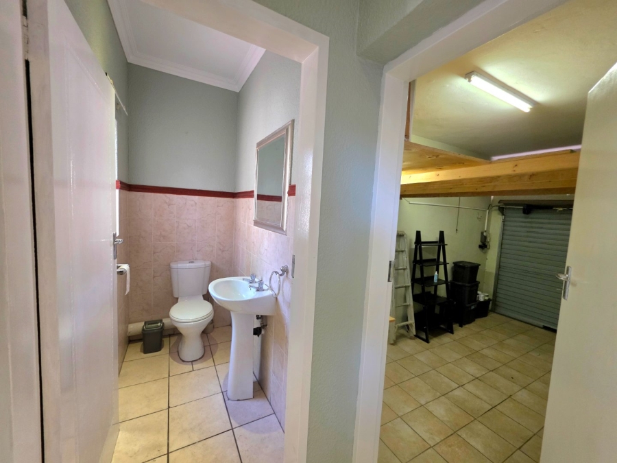 3 Bedroom Property for Sale in La Montagne Gauteng