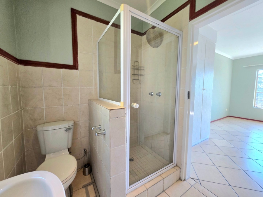 3 Bedroom Property for Sale in La Montagne Gauteng