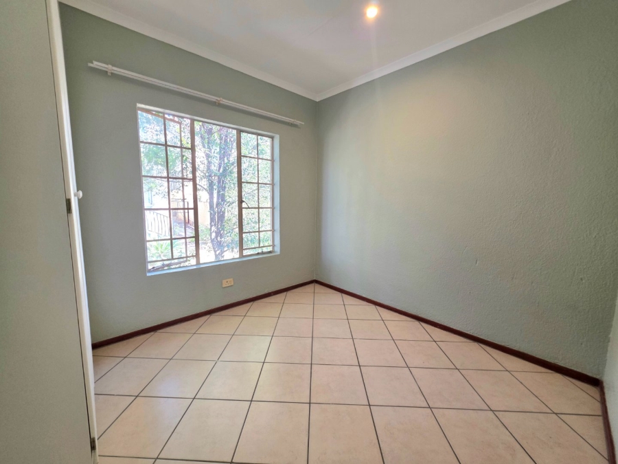 3 Bedroom Property for Sale in La Montagne Gauteng
