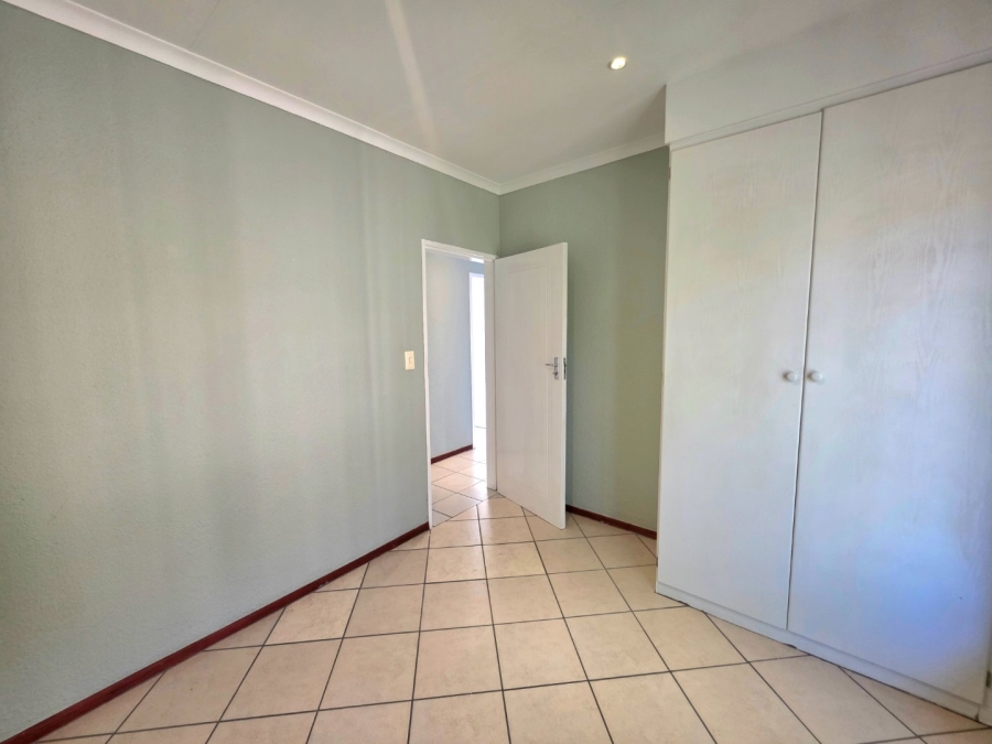 3 Bedroom Property for Sale in La Montagne Gauteng