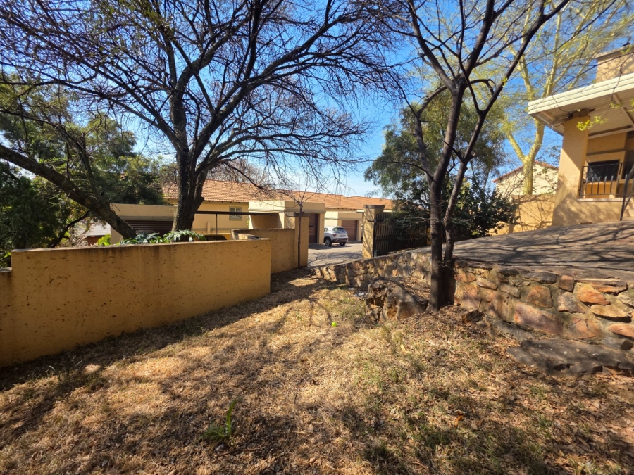 3 Bedroom Property for Sale in La Montagne Gauteng
