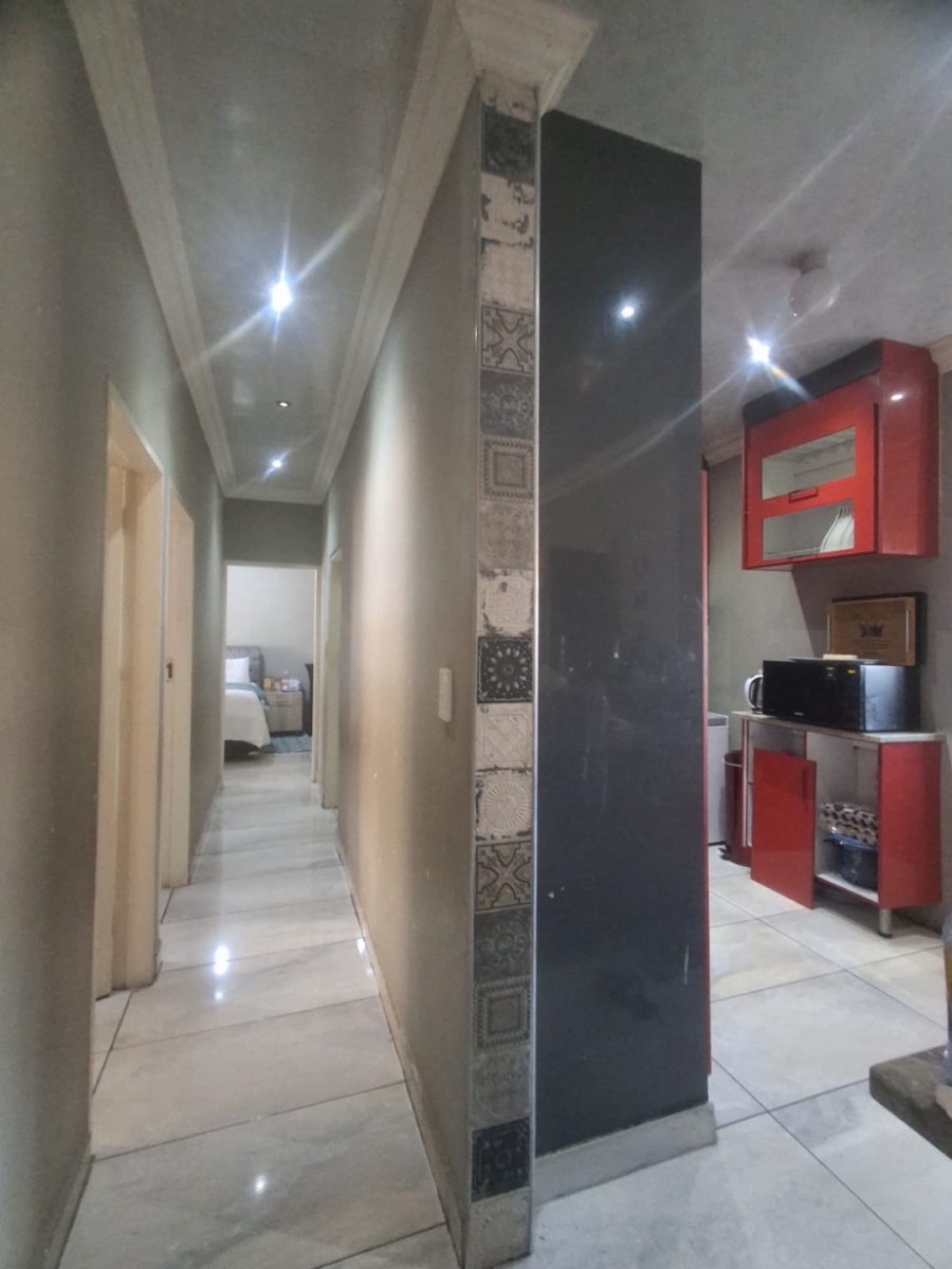 3 Bedroom Property for Sale in Lotus Gardens Gauteng