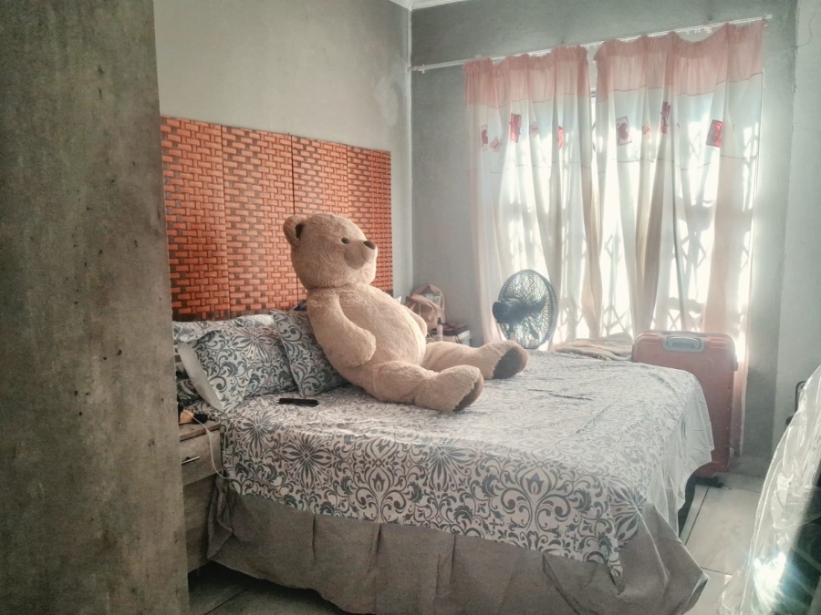 3 Bedroom Property for Sale in Lotus Gardens Gauteng