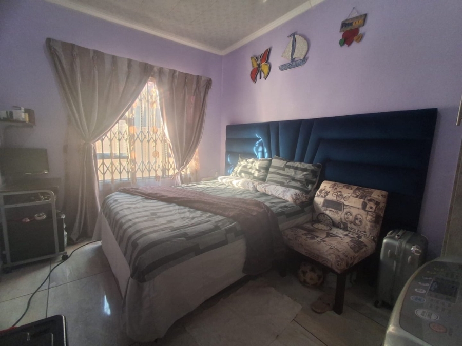 3 Bedroom Property for Sale in Lotus Gardens Gauteng