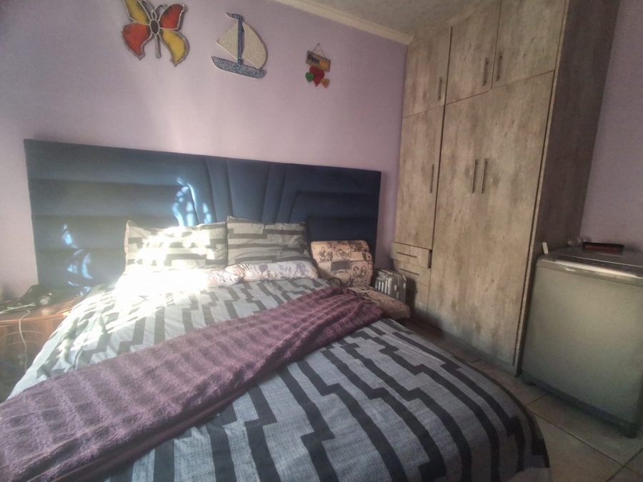 3 Bedroom Property for Sale in Lotus Gardens Gauteng