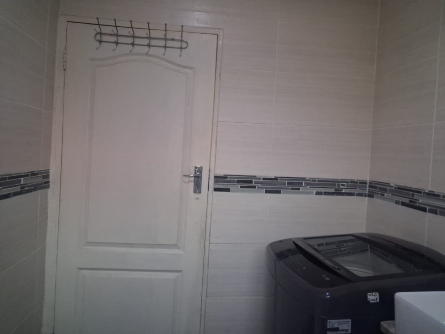 3 Bedroom Property for Sale in Lotus Gardens Gauteng