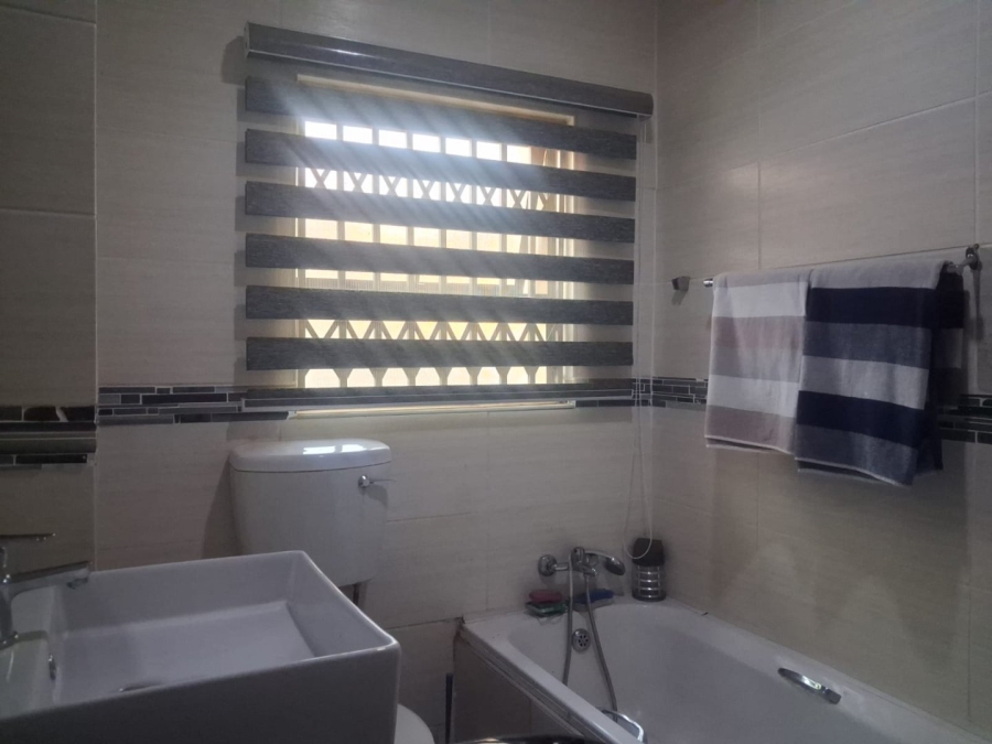 3 Bedroom Property for Sale in Lotus Gardens Gauteng