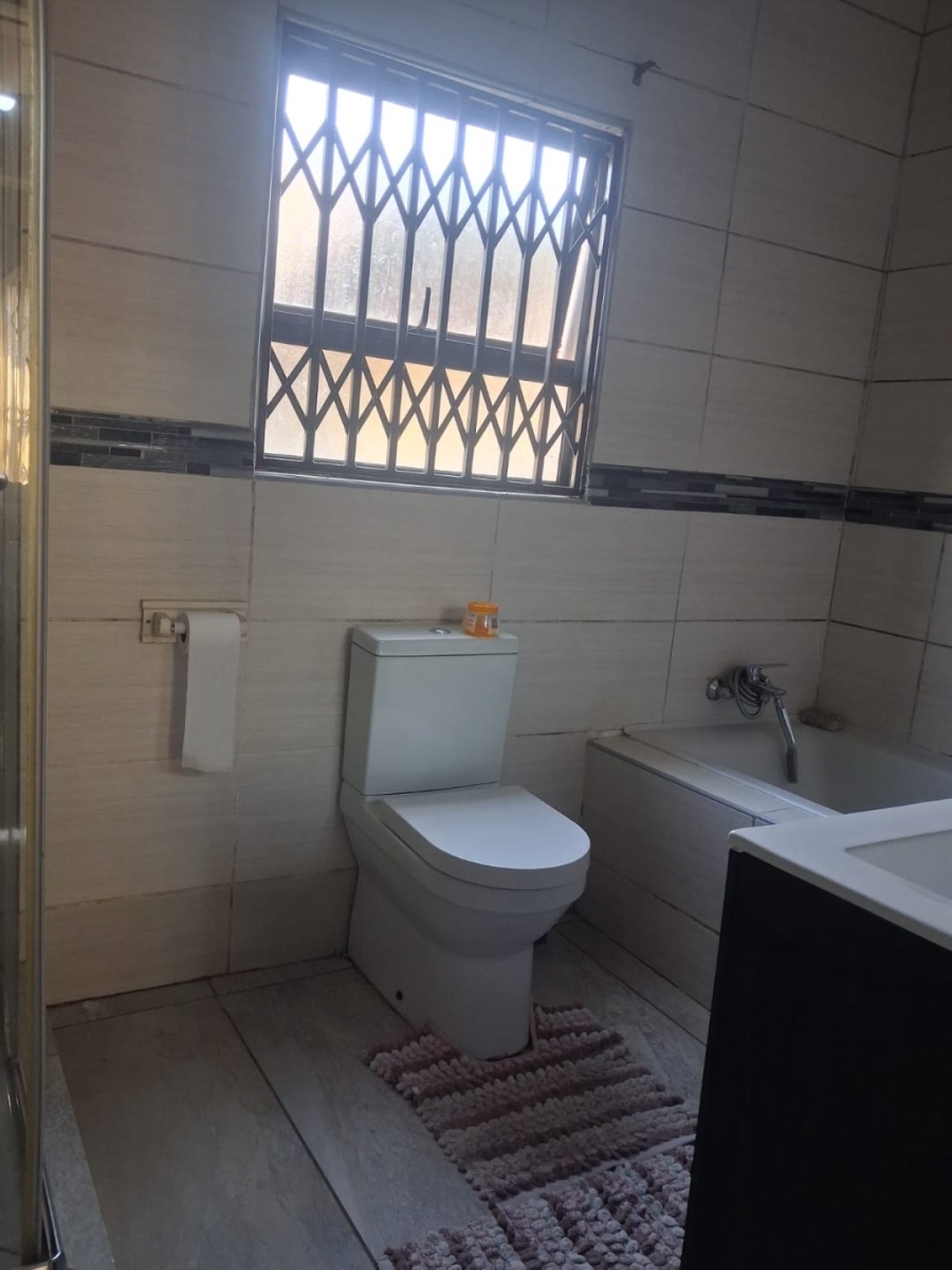 3 Bedroom Property for Sale in Lotus Gardens Gauteng