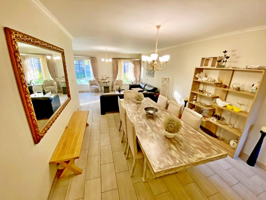 3 Bedroom Property for Sale in Woodmead Gauteng